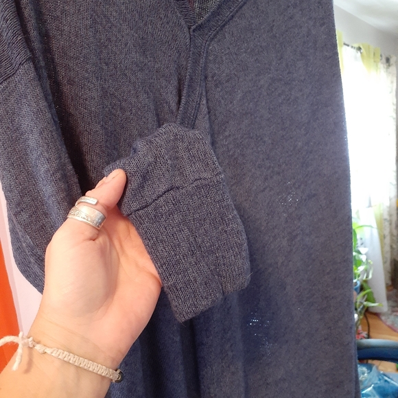 Sweater - Picture 4 of 13